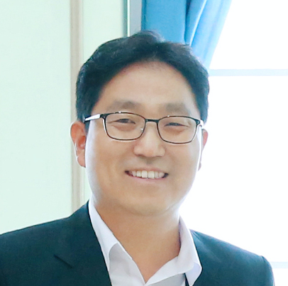 Dr. Kyungbin Kwon