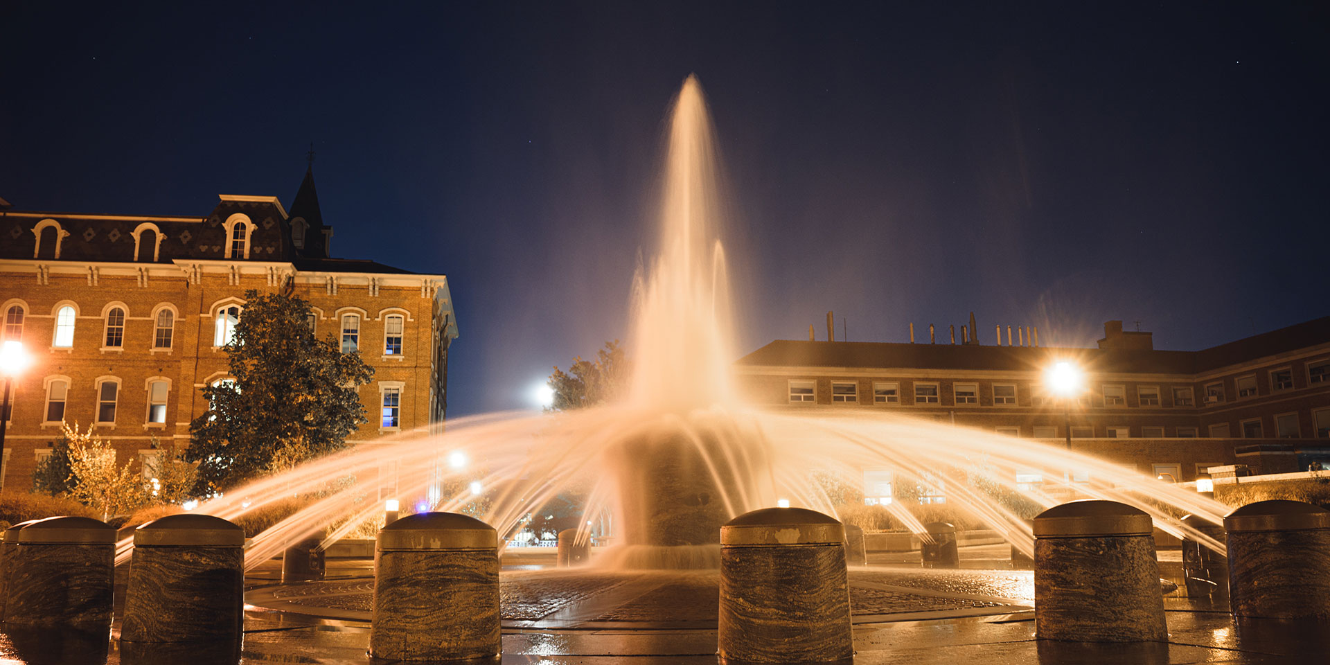 The Purdue University Loeb Fountain at night